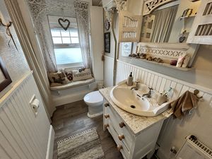 Photo 29- click for photo gallery